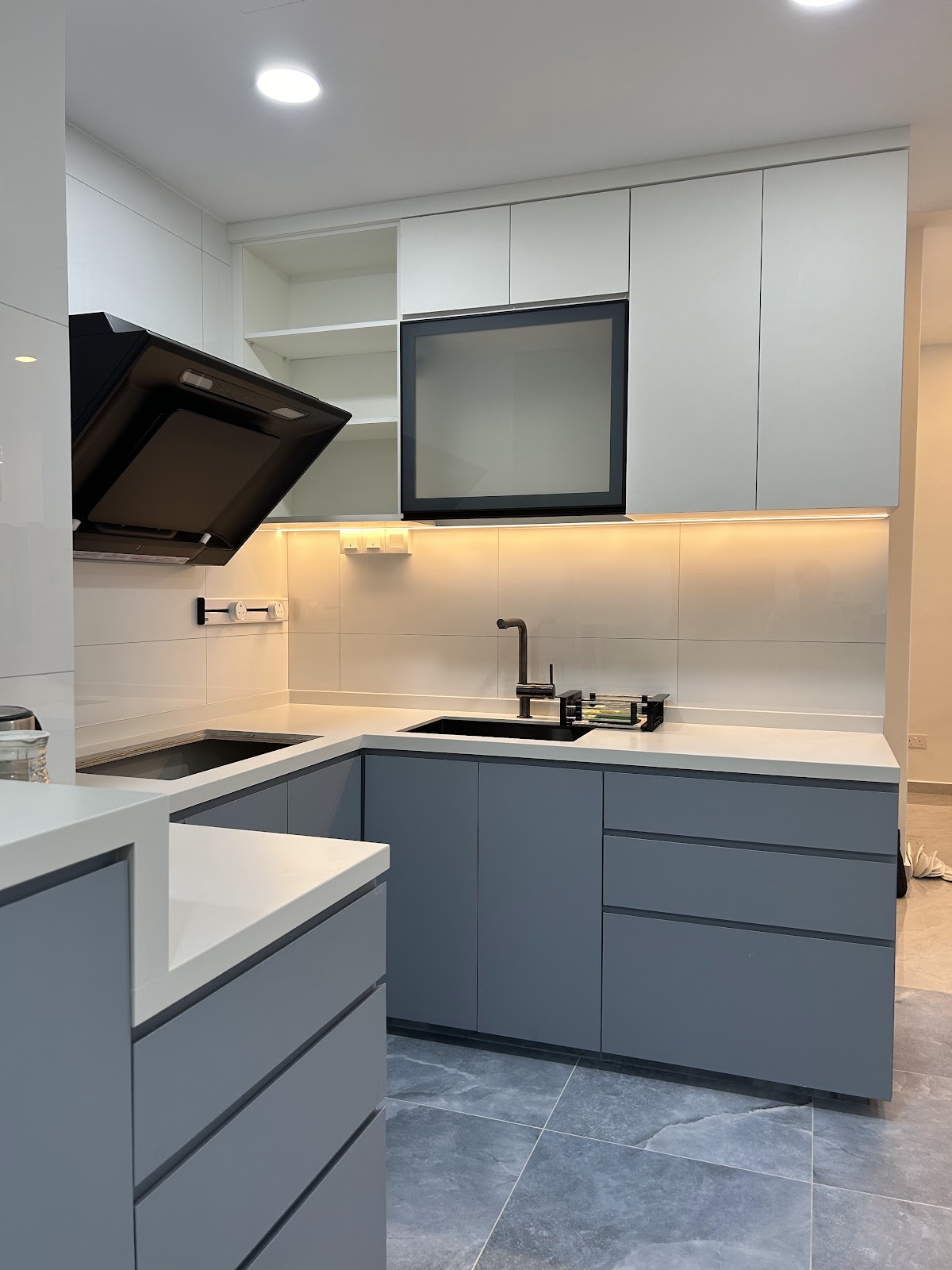 Aston Mansion | Residential | Condominium