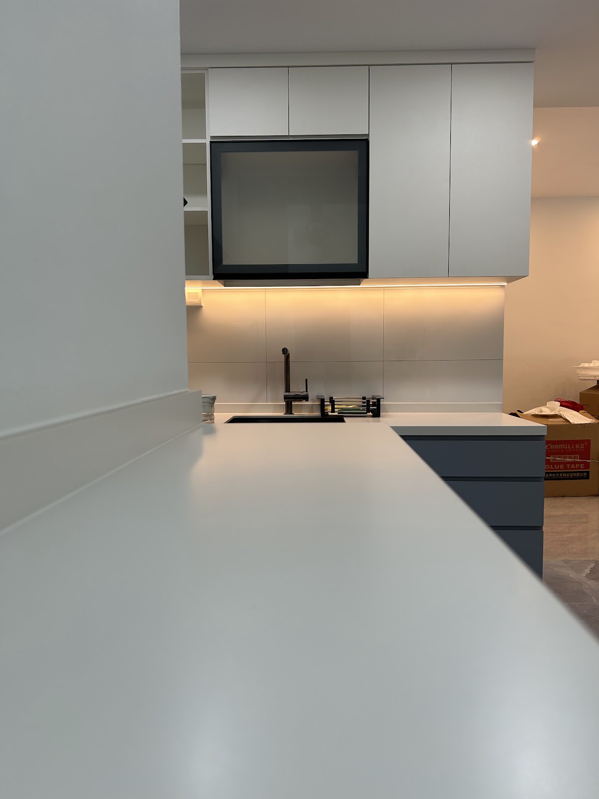 Aston Mansion | Residential | Condominium — photo 2